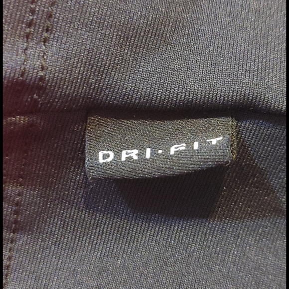 Sports Bra - Picture 3 of 5